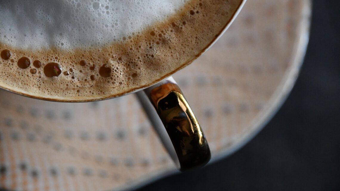 Glammig inredning för ett hem med lyxig känsla